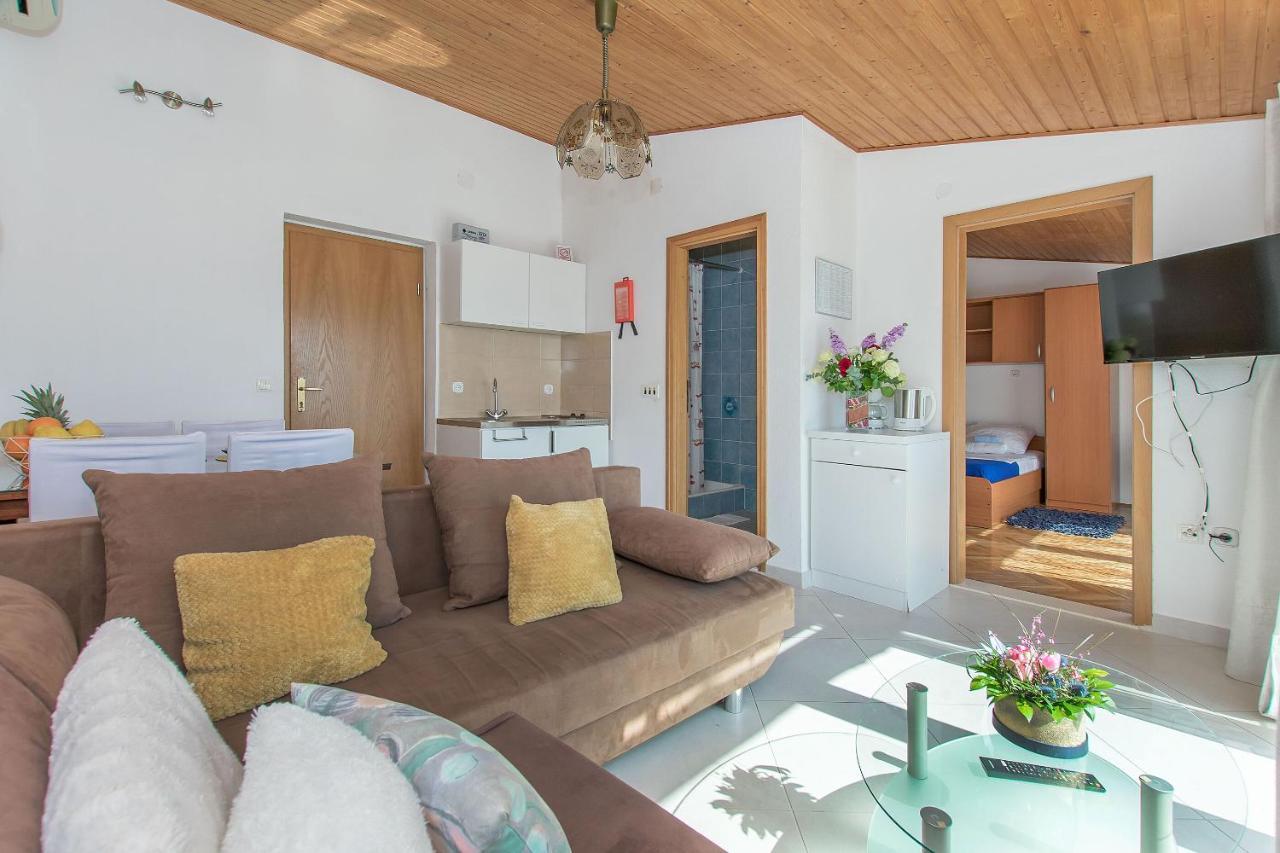 Apartments Clarus Mare Duce Ngoại thất bức ảnh